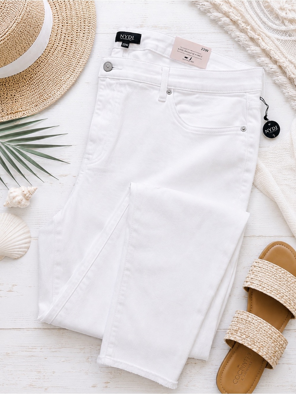 ✨ NWT NYDJ Ami Skinny Ankle Jeans 22W Optic White Lift Tuck✨